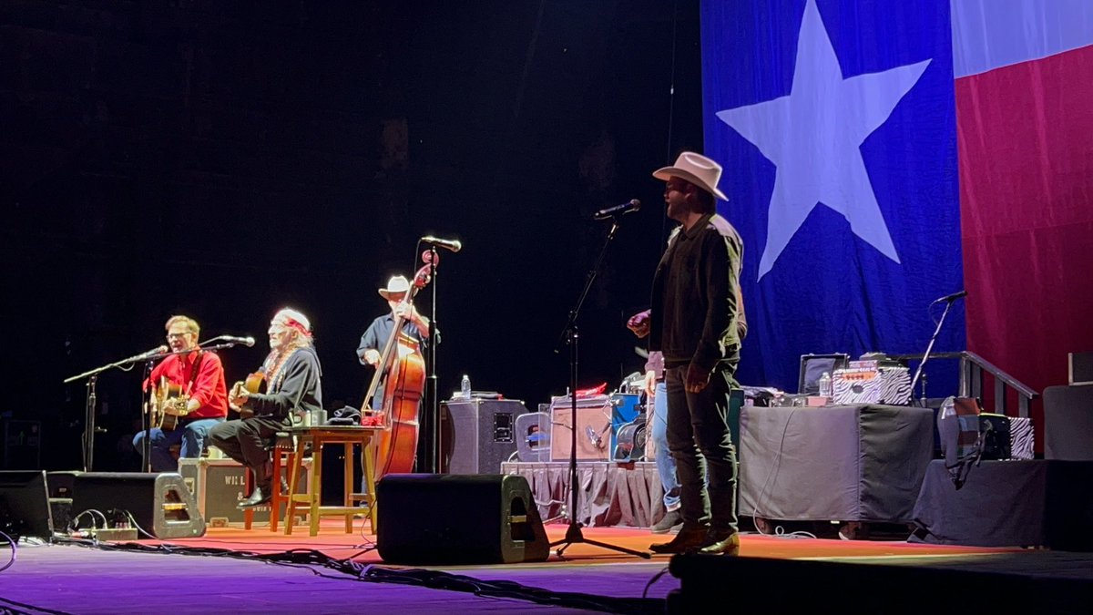 JOHN BAUMANN tweet media