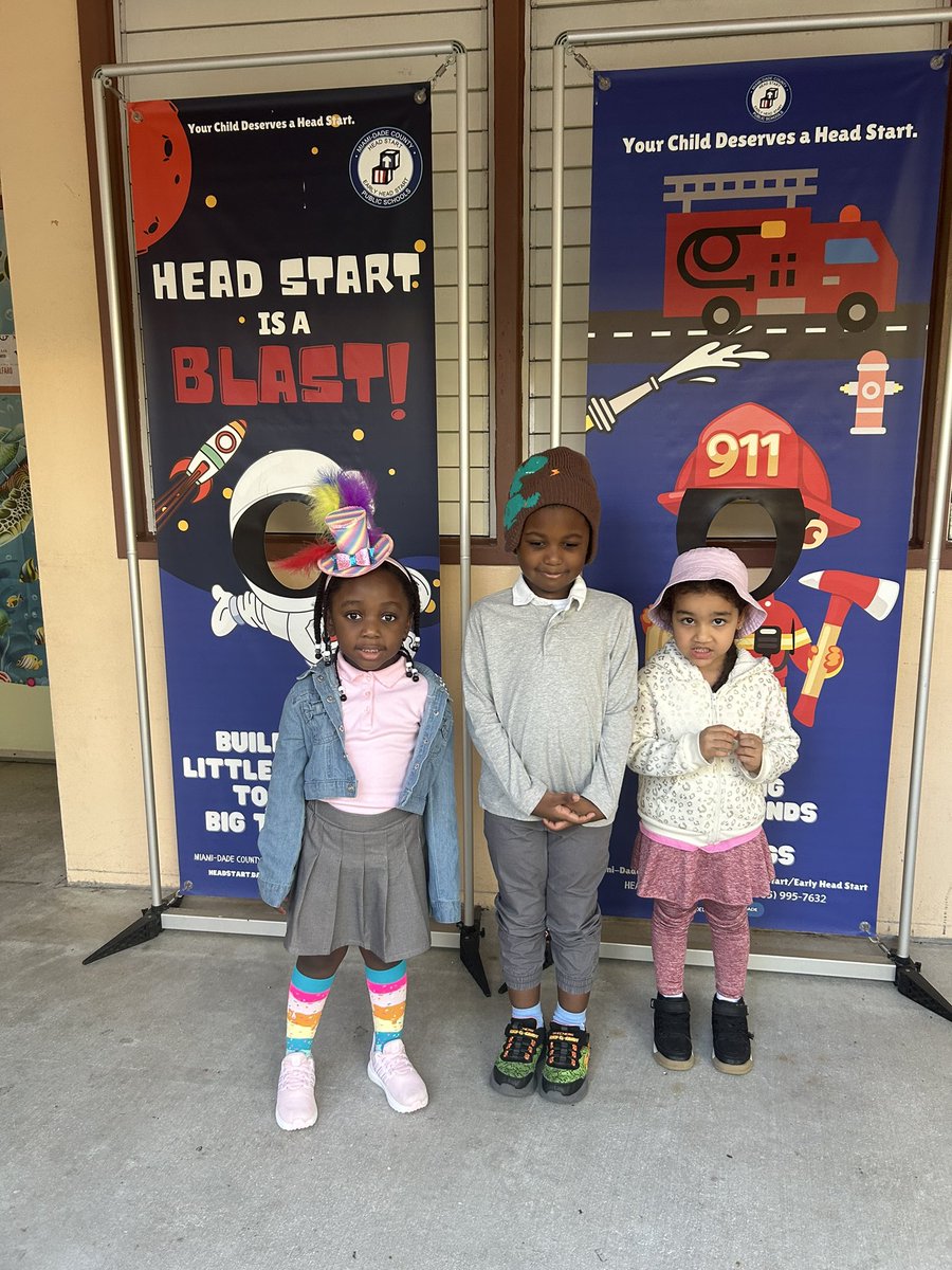 Silly hat and socks day to celebrate #MiamiHeadStartAwareness  Day 1 <a href="/phyllisrmiller_/">Phyllis Ruth Miller Elementary School</a> <a href="/MDCPS_OECP/">EarlyChildhood MDCPS</a> !!