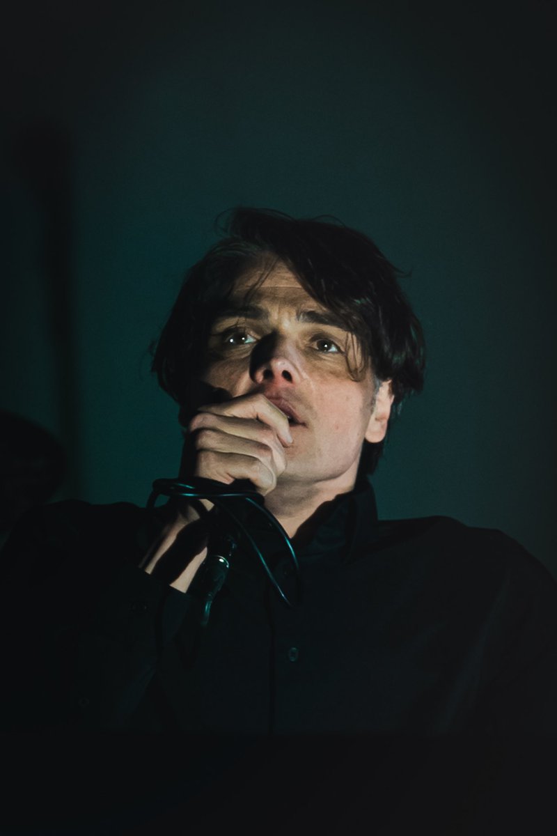 "my eyes are shining bright" yeah. i can see beautiful