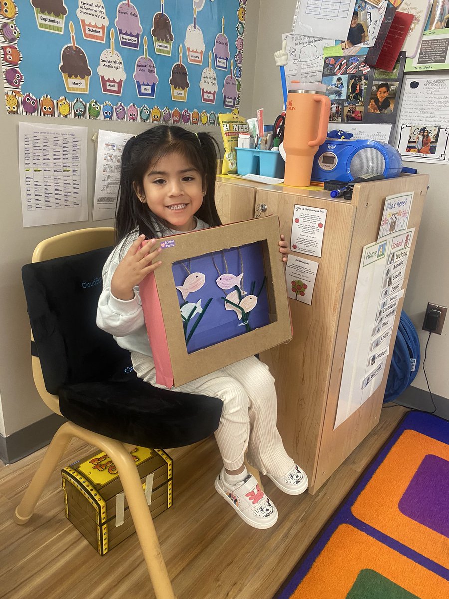 Ms_SandraCA's tweet photo. Students showed off their amazing box ๐ฆ projects ! These are just some of them : We had a TV set with a remote control that changes channels! We also had a spooky, haunted house, a car wash and a fish aquarium! #homeschoolconnection @BPS_Beginners @TheHECC_BPS ad https://t.co/DF6ah3OCop