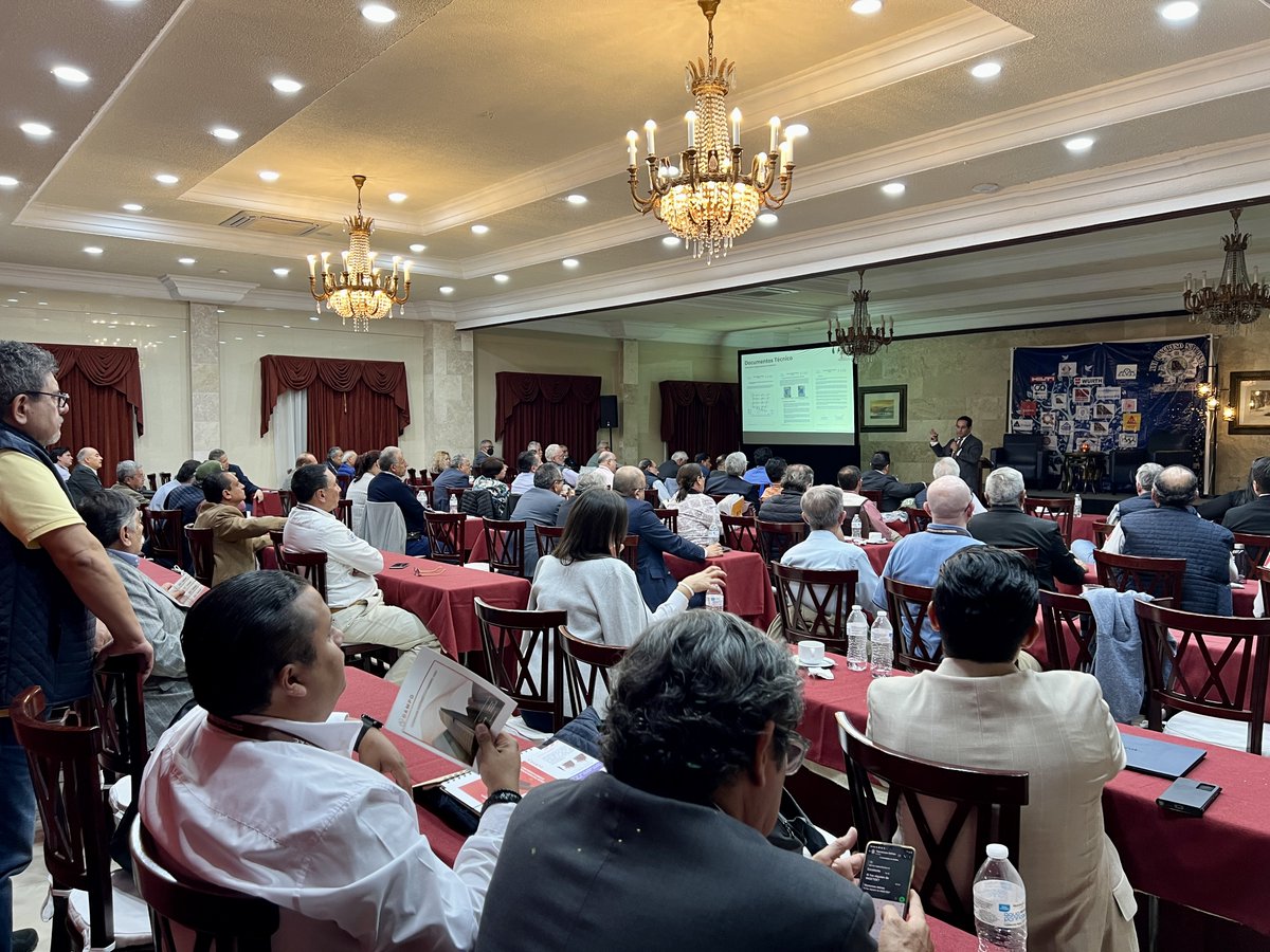 cmendez's tweet photo. ¡Qué gusto haber participado como conferencista magistral en el 𝗫𝗩𝗜 𝗖𝗼𝗻𝗴𝗿𝗲𝘀𝗼 𝗡𝗮𝗰𝗶𝗼𝗻𝗮𝗹 𝗱𝗲 𝗔𝗠𝗗𝗥𝗢𝗖 𝗔.𝗖. en Toluca! 🇲🇽✨
#AMDROC #protecciónsísmica #seismicps #tecdemonterrey #iabse #YoIngenio https://t.co/mdcu8EmVCt
