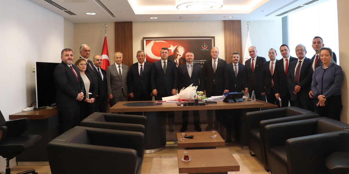 Sağlık Yatırımları Genel Müdürlüğü görevimizi; şahsi tercihim ve mesleki kariyer planlamam doğrultusunda bugün yeni Genel Müdürümüze devrettik. 

Sayın Genel Müdürümüz ve ekibine başarılar diliyorum.