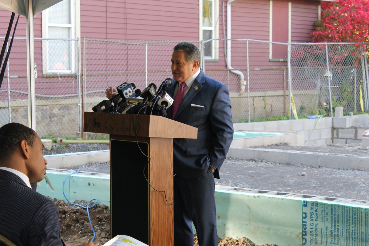 RepJoeMorelle's tweet photo. Today I joined the Rochester Housing Authority to announce the @HUDgov funded Bond-Hamilton townhomes project.

Together we're transforming this property into accessible and affordable homes that will give families the stability they need. https://t.co/kBDwLqjVPY