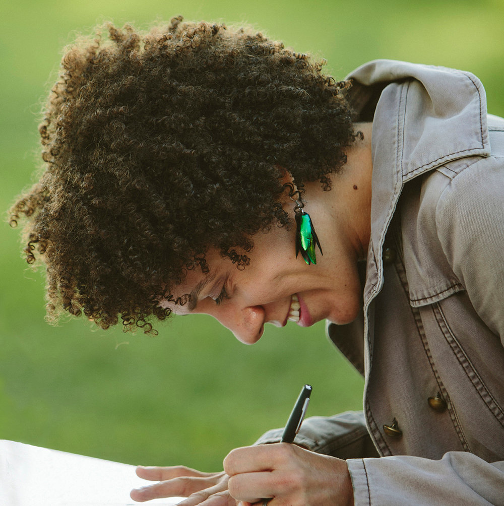 One of the country’s foremost African American comics artists, Ebony Flowers, will discuss creative storytelling during a public talk TONIGHT as part of the McCausland Visiting Scholar Series.

📍Mon., Oct. 21, 6:30 p.m., Close-Hipp

➡️: bit.ly/4fdItOM