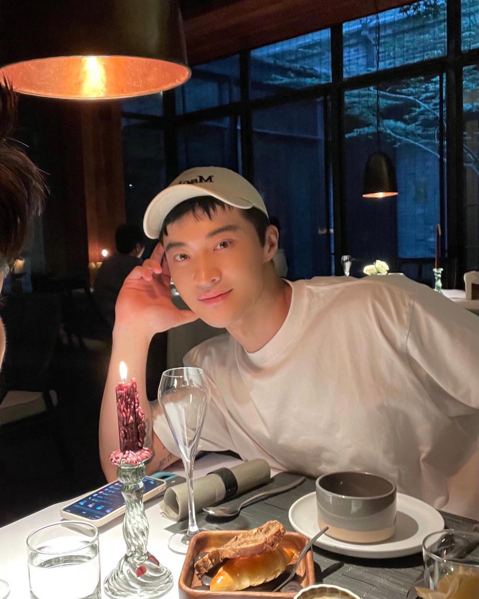 ZIYUnited's tweet photo. Happy 4th Anniversary #EdisonRob

[INSTAGRAM] edisonfanye :

“Four years ago today, I met this beautiful human being @/rob_seo who changed my life forever. Shall we have 40 more years together, and please bear with me along the way 🫶🏻”
#EdisonFanye #Rob_Seo https://t.co/JPZIeXGnPO
