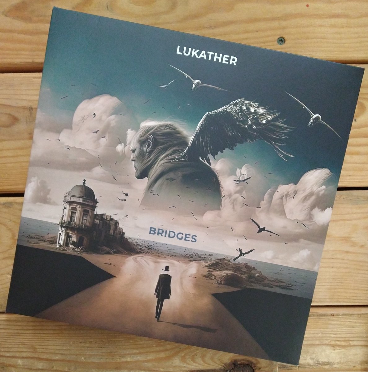 OcoWax's tweet photo. Spinning - #Lukather Happy Birthday #SteveLukather #NowPlaying #vinylcommunity #vinylrecords https://t.co/iRKhBVuFNb