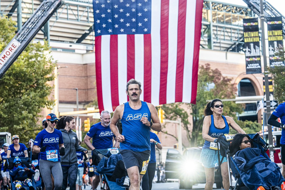 BaltimorePolice's tweet photo. The Baltimore Police Department wants to thank our amazing officers and partners for all their hard work in making this year’s Baltimore Running Festival a success. We also want to thank all the runners and volunteers for your dedication. You guys are the real MVPs! #runbaltimore #baltimorerunningfestival
https://t.co/ahlsayb074