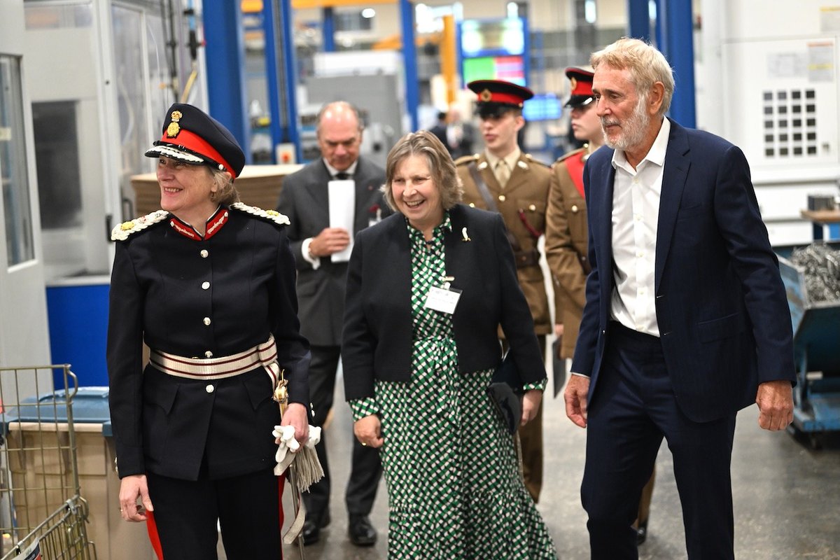 FortVale_'s tweet photo. We are delighted to announce that we were presented with the King’s Award for International Trade by the Lord Lieutenant of Lancashire, Amanda Parker, King Charles III’s representative in the county.

@LancsLieutenant

#fortvale #followtheleader #kingsawards #british #uk #royal https://t.co/UNdkH5rpAN