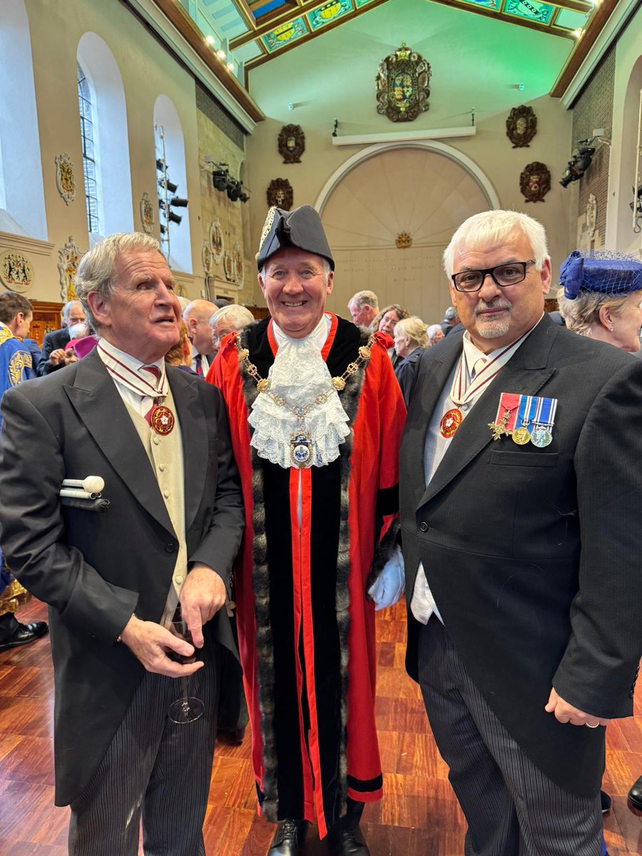 Mayor of Havering tweet media