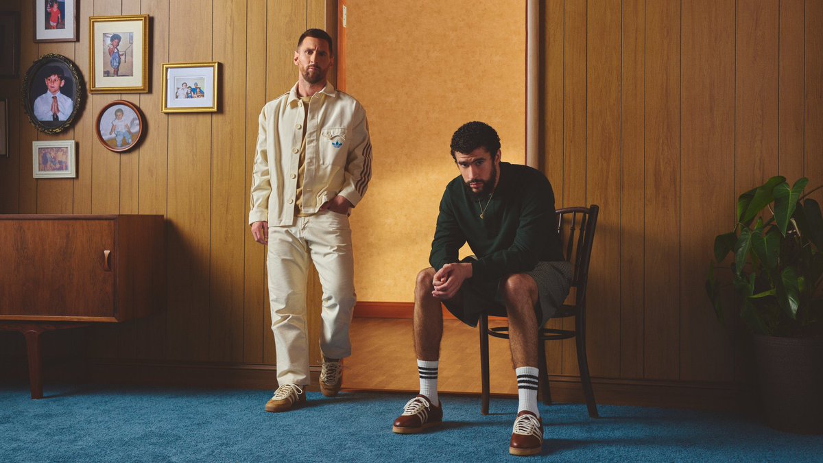 Messismo10's tweet photo. Messi y Bad Bunny, por @adidas. https://t.co/ZUxyQlBxy0