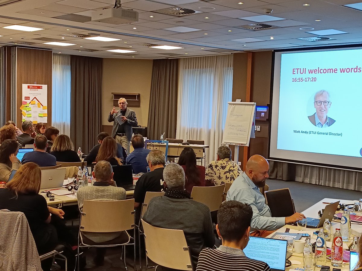 ETUI_org's tweet photo. ETUI General Director Andrew Watt outlines the opportunities for 🤝 synergy between education and research, the ETUI's two branches, at #edudays2024

Looking for an overview of all of ETUI Education’s platforms and tools?

Check out 🔥 The Forge 🔗https://t.co/HGU3uJLBCv https://t.co/izT09TTADs
