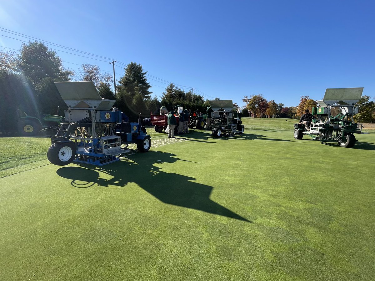 cschellerturf's tweet image. Fall greens aerification: Drill and Fill Thanks @DoubD_Turf for the assist.