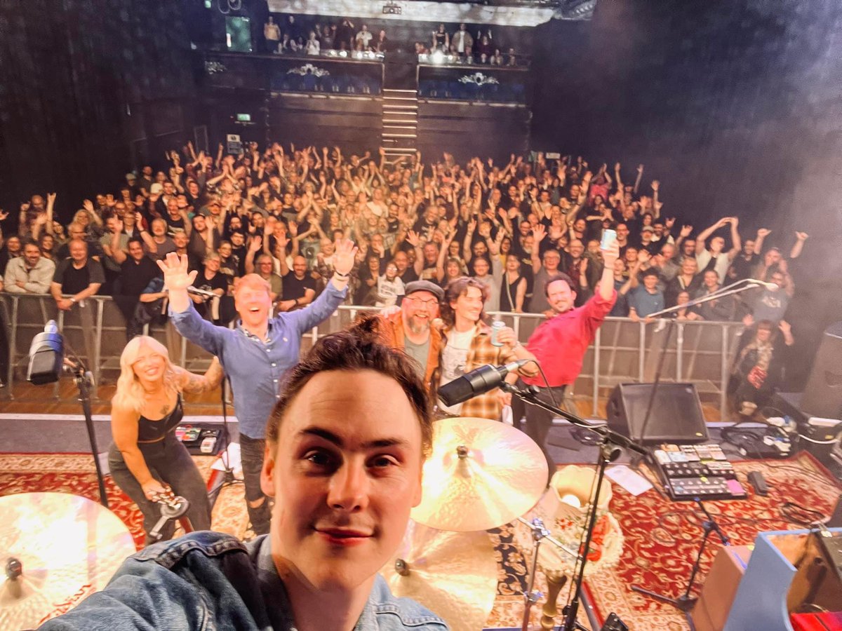 GLOUCESTER! That was SO much fun. Thank you! 🖤 

<a href="/GlosGuildhall/">Gloucester Guildhall</a> 🙌🏻
