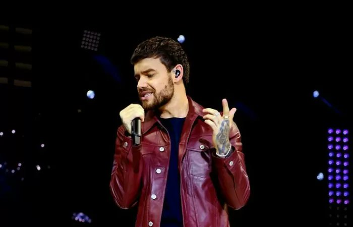 Fuiste parte fundamental en nuestras vidas ❤️
Gracias por todas las alegrias y momentos llenos de amor que nos entregaste 

Cuerpo de liam
Liam payne tirado
#LiamInOurHearts #liampaynebody #LiamPayneForever 
#liampaynedeath #Liam_Payne