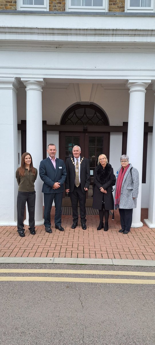 Mayor of Havering tweet media