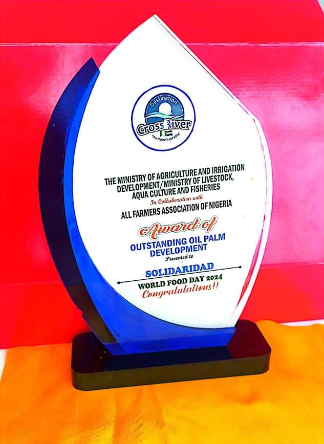 Solidaridad_wa's tweet image. 2/2 Since 2017, Solidaridad has been implementing projects like #NISCOPS, aimed at improving the yield and income of smallholder oil palm farmers in the state through #climatesmart agriculture and sustainable land use practices.