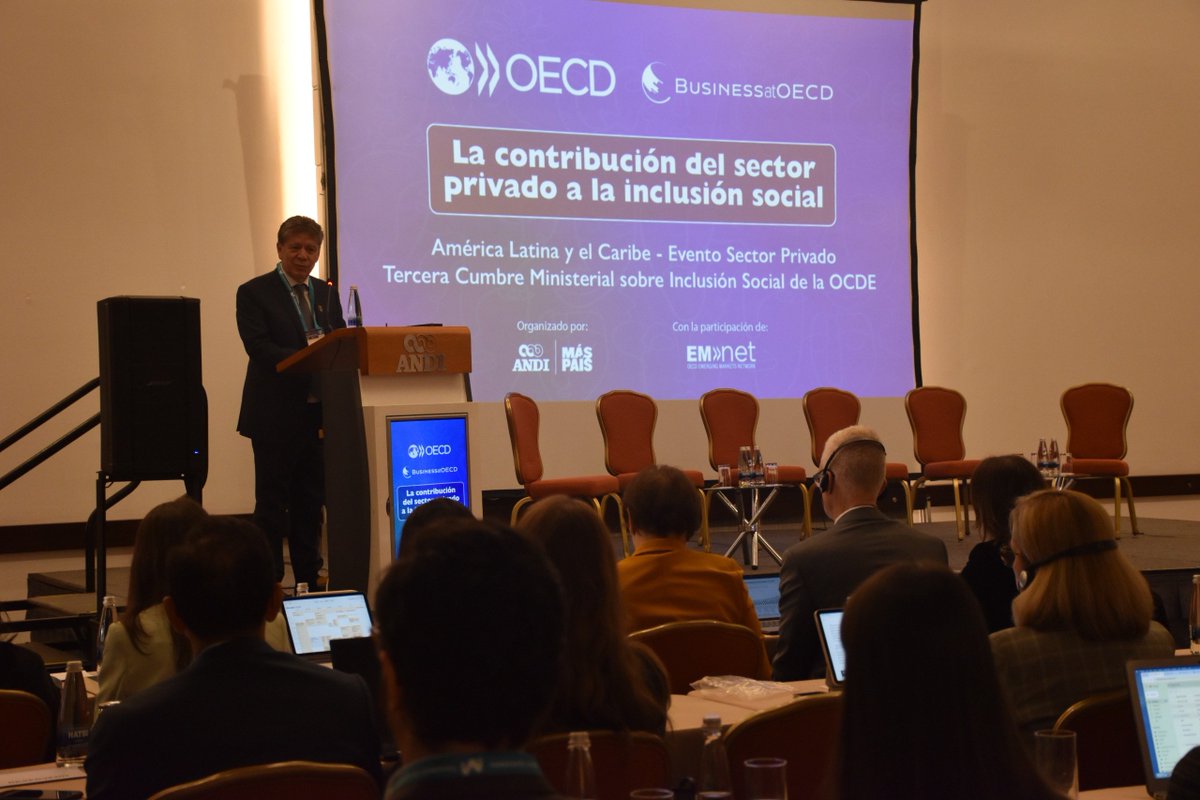ANDI (@andi_colombia) on Twitter photo #AEstaHora
El Presidente de la ANDI, <a href="/BruceMacMaster/">Bruce Mac Master</a>, realiza la instalación del evento “La contribución del sector privado a la inclusión social” en el marco de la Tercera Cumbre Ministerial sobre Inclusión Social de la #OCDE.
#InclusiónSocial #OECD #AEstaHora
El Presidente de la ANDI, <a href="/BruceMacMaster/">Bruce Mac Master</a>, realiza la instalación del evento “La contribución del sector privado a la inclusión social” en el marco de la Tercera Cumbre Ministerial sobre Inclusión Social de la #OCDE.
#InclusiónSocial #OECD