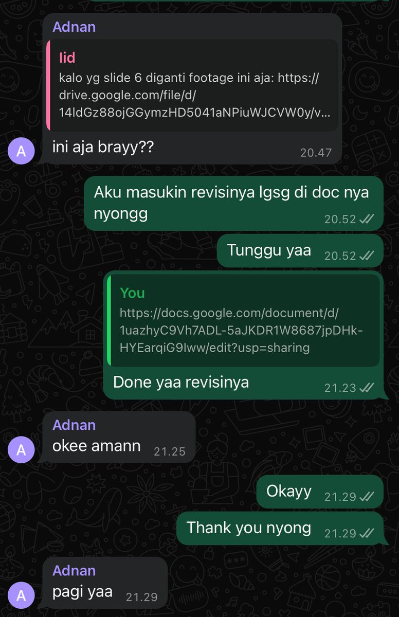 versetile___'s tweet photo. 👀 Apa yaaa…. 👀

Versemate ada konten baru… tunggu besok sore yaa🫶

… bahas apa sih?? 

Ada dehhh, tunggu ajaa (rameeeiiinnn)🫰

Di Instagram Versetile🌼 https://t.co/ZA3EB8rAP7