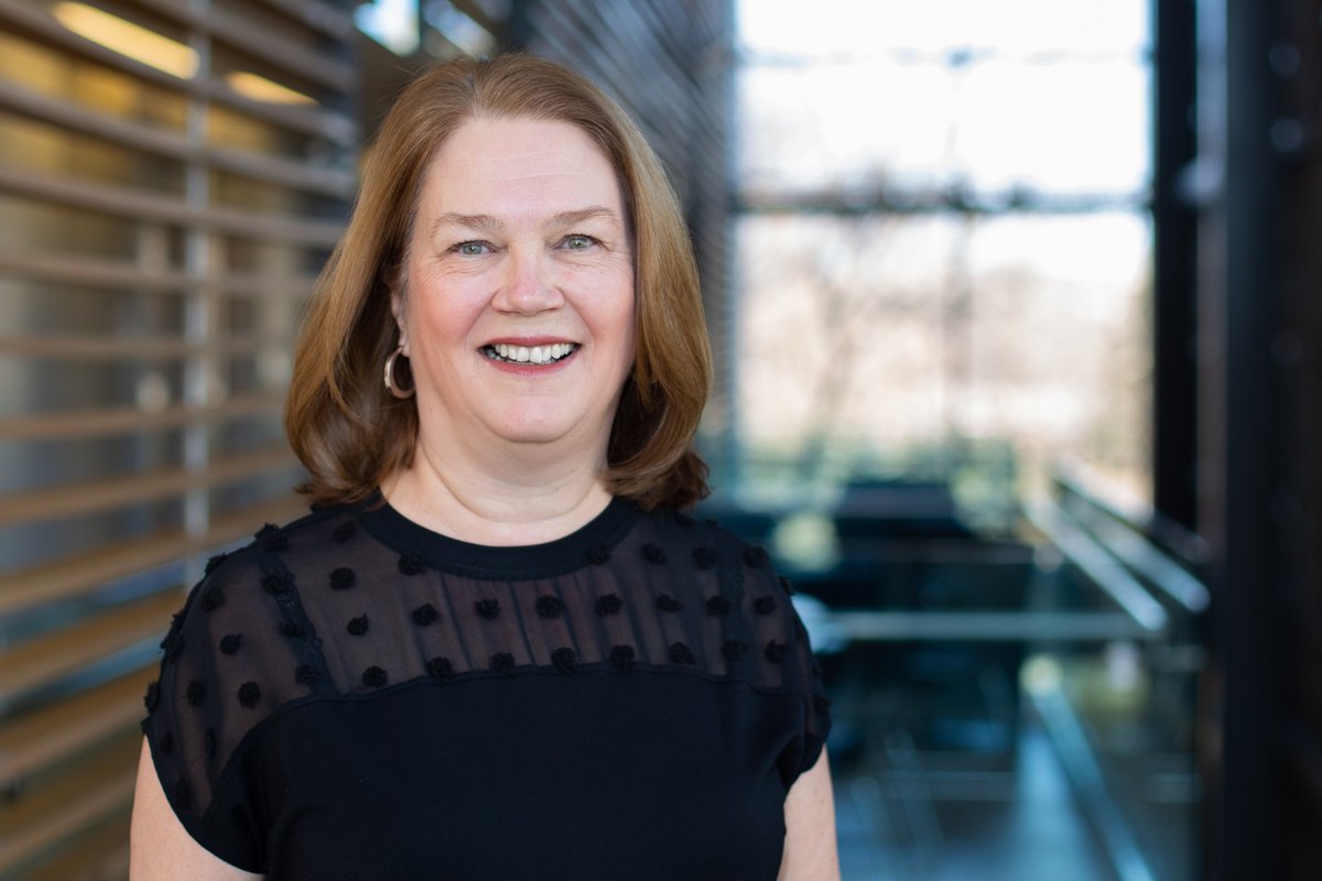 Queen's University tweet media