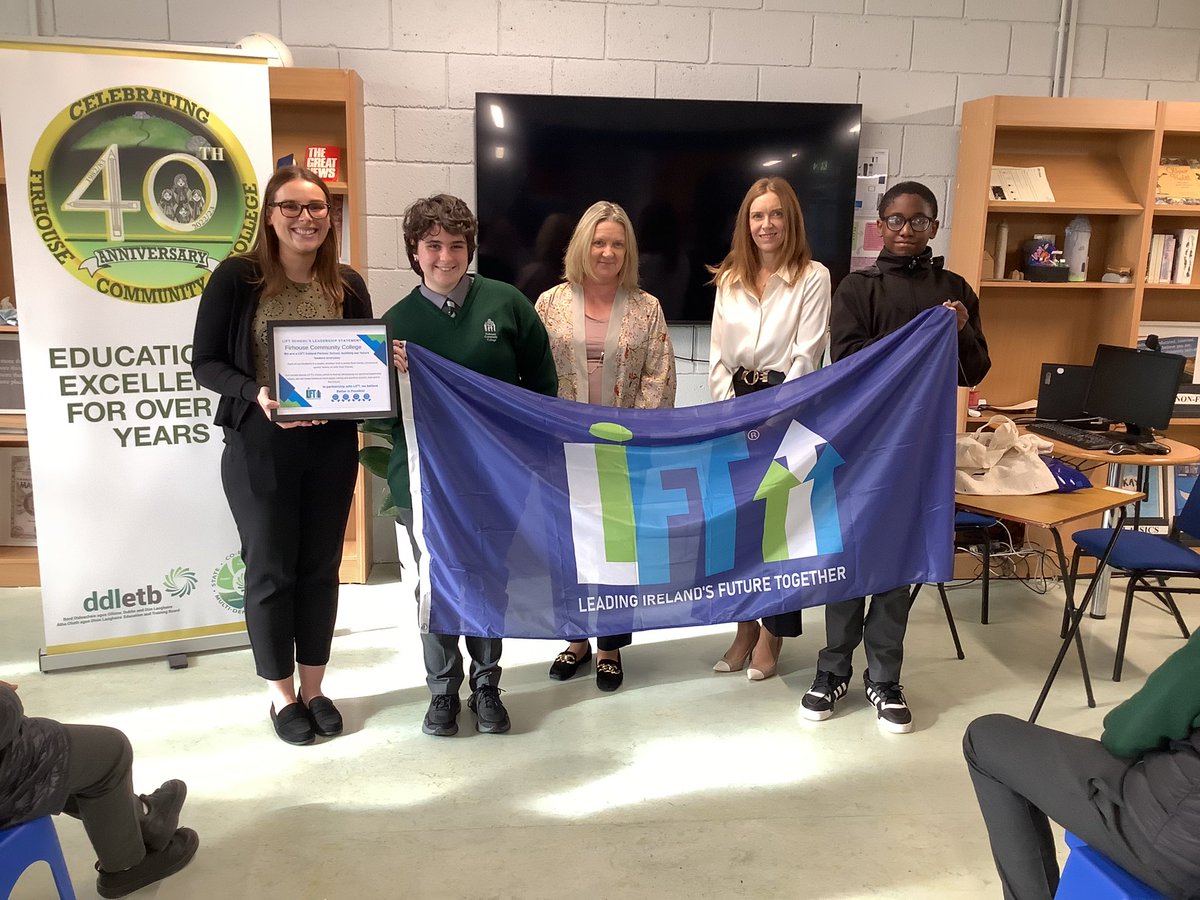 Firhouse_cc's tweet photo. Well done to Ms Crossan, Ms Delagic &amp; all the students who are involved with the @LiFTIreland program who were awarded a flag and certificate for the school

LIFT (Leading Ireland’s Future Together) program aims to increase the level of positive leadership in Ireland

@ddletb https://t.co/C7rs2JdIHJ