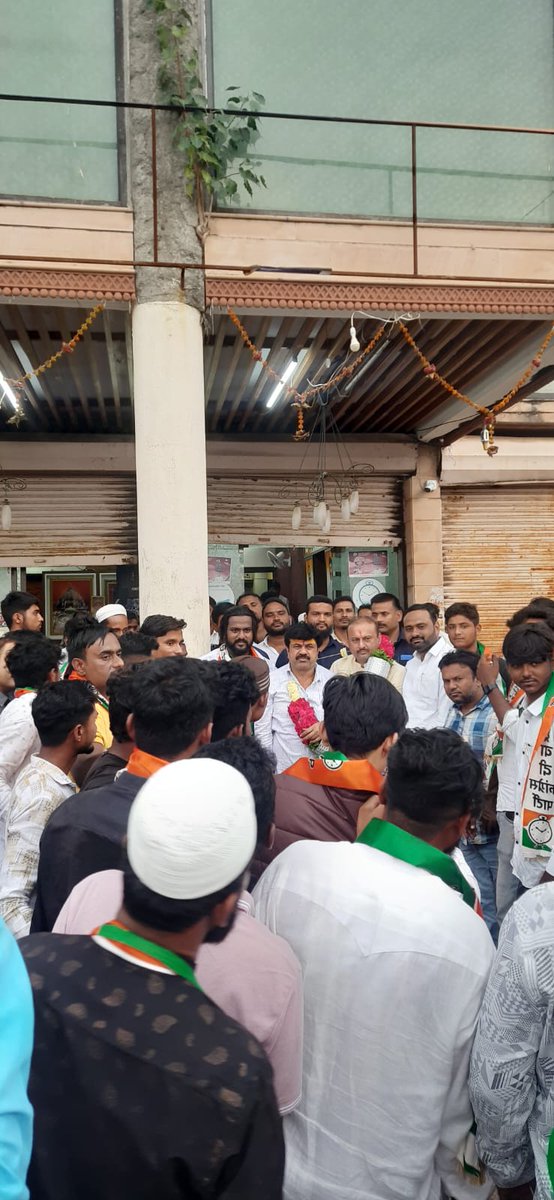 VIJAY_BHAU777's tweet photo. कृषिमंत्री धनंजय मुंडे साहेबांवर प्रेम करणारा परळीतील मुस्लिम समाजाचा मोठा गट  राष्ट्रवादी काँग्रेस मध्ये विलीन
@dhananjay_munde
@AjayMunde_
@NCPspeaks
@tushar_speaks
@MilindDarekar
#MaharashtraElection2024 #विधानसभा_निवडणूक 
#परळी #विधानसभा_निवडणूक
#DMUpdates #DMFORPARLI https://t.co/5MdJlQEaFk