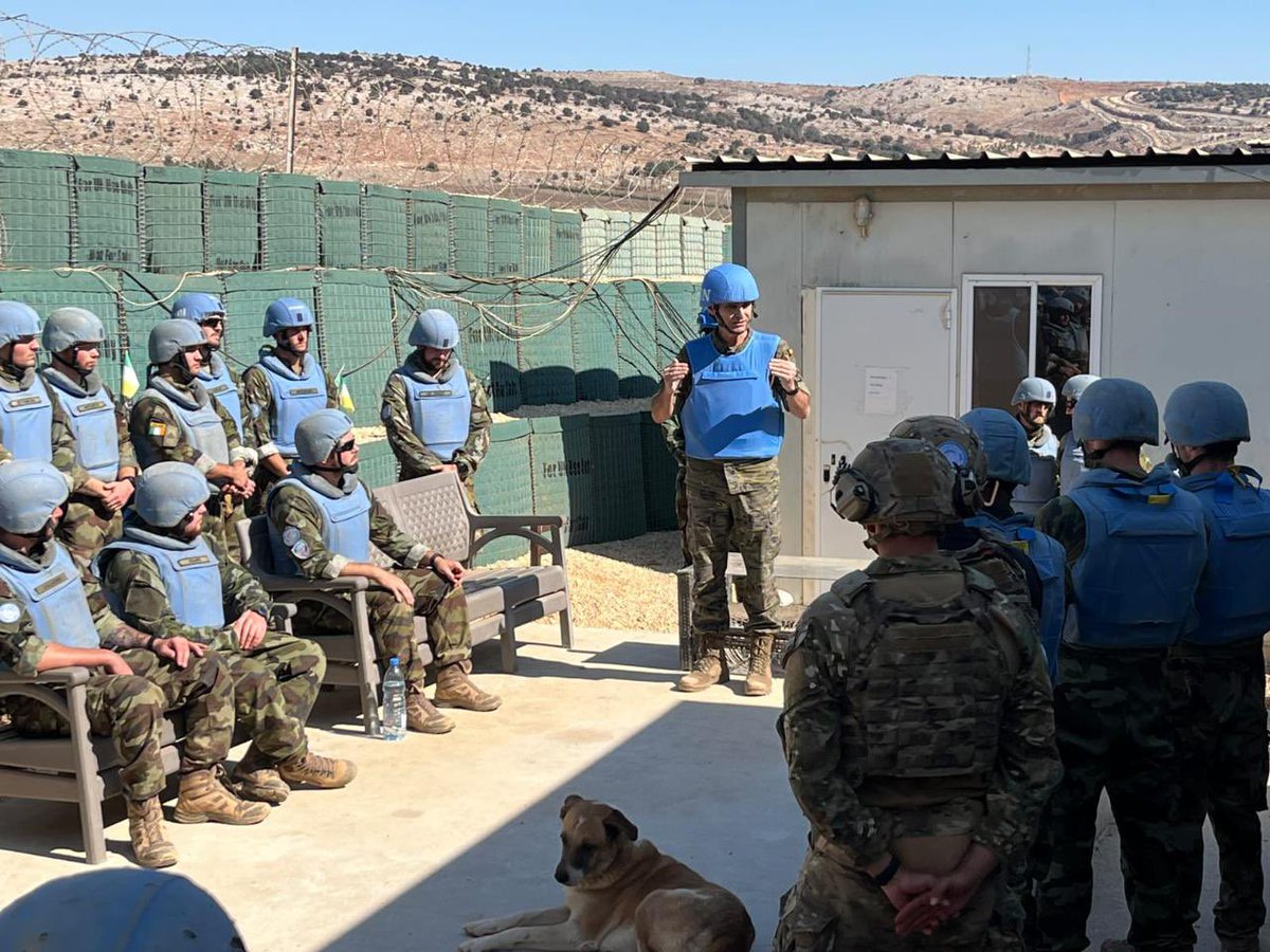 aroldo_lazaro's tweet photo. Peacekeepers remain in all positions in south Lebanon, despite enormous challenges and pressures. Yesterday, I visited peacekeepers in two Irish positions, which have seen intense fighting nearby. I am deeply proud of their high morale and commitment to @UNIFIL_’s mandate. https://t.co/jT5KKri8Gu