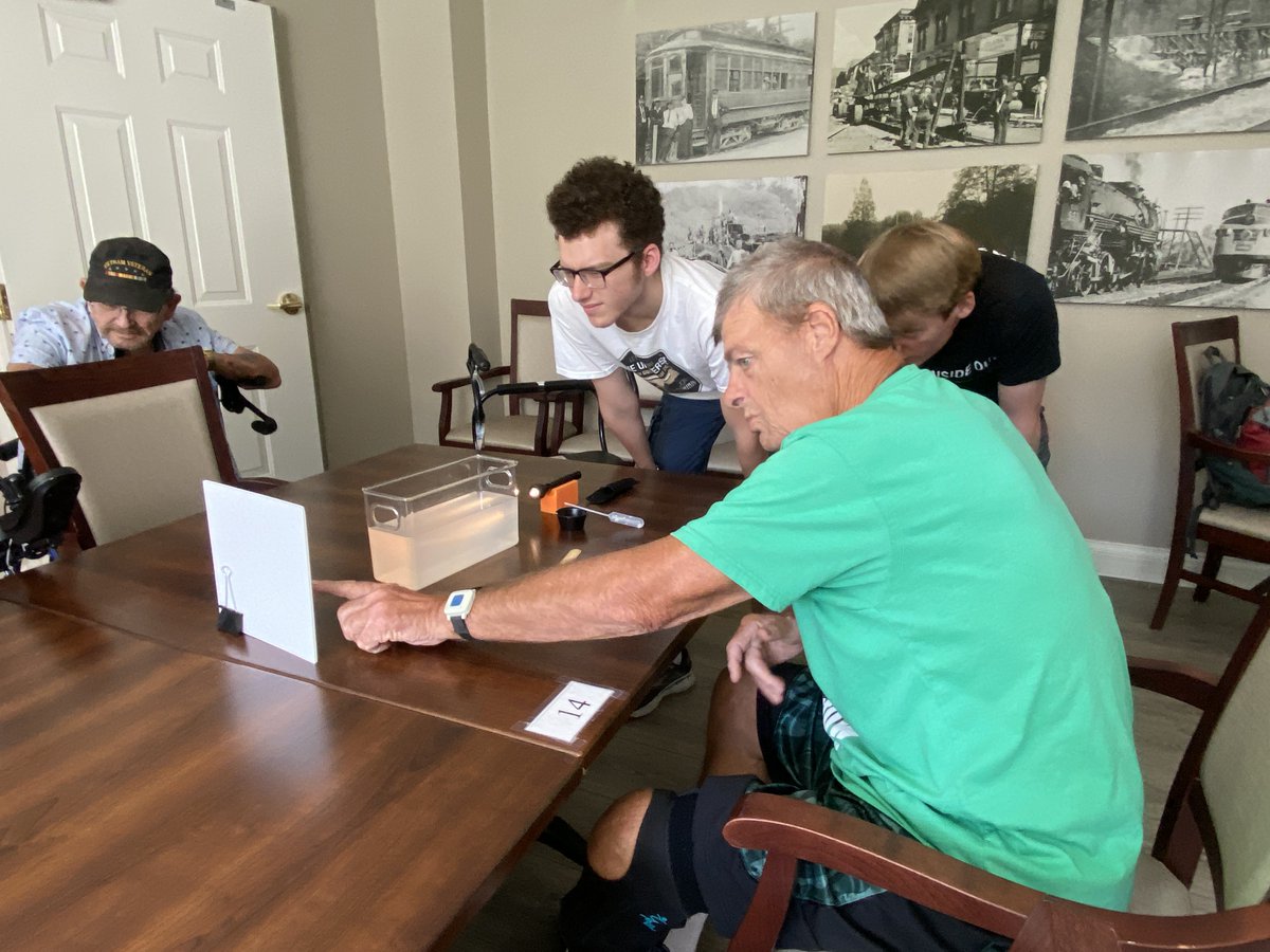 PhysAstroK12's tweet photo. ICYMI @PhysAstroK12  took WL Assisted Living by storm with Blue Skies and Red Sunsets. Residents learned about scattering and transmission of different wavelengths of light in the Earth's atmosphere.  Round 2 coming up! https://t.co/h43y09Fdtk