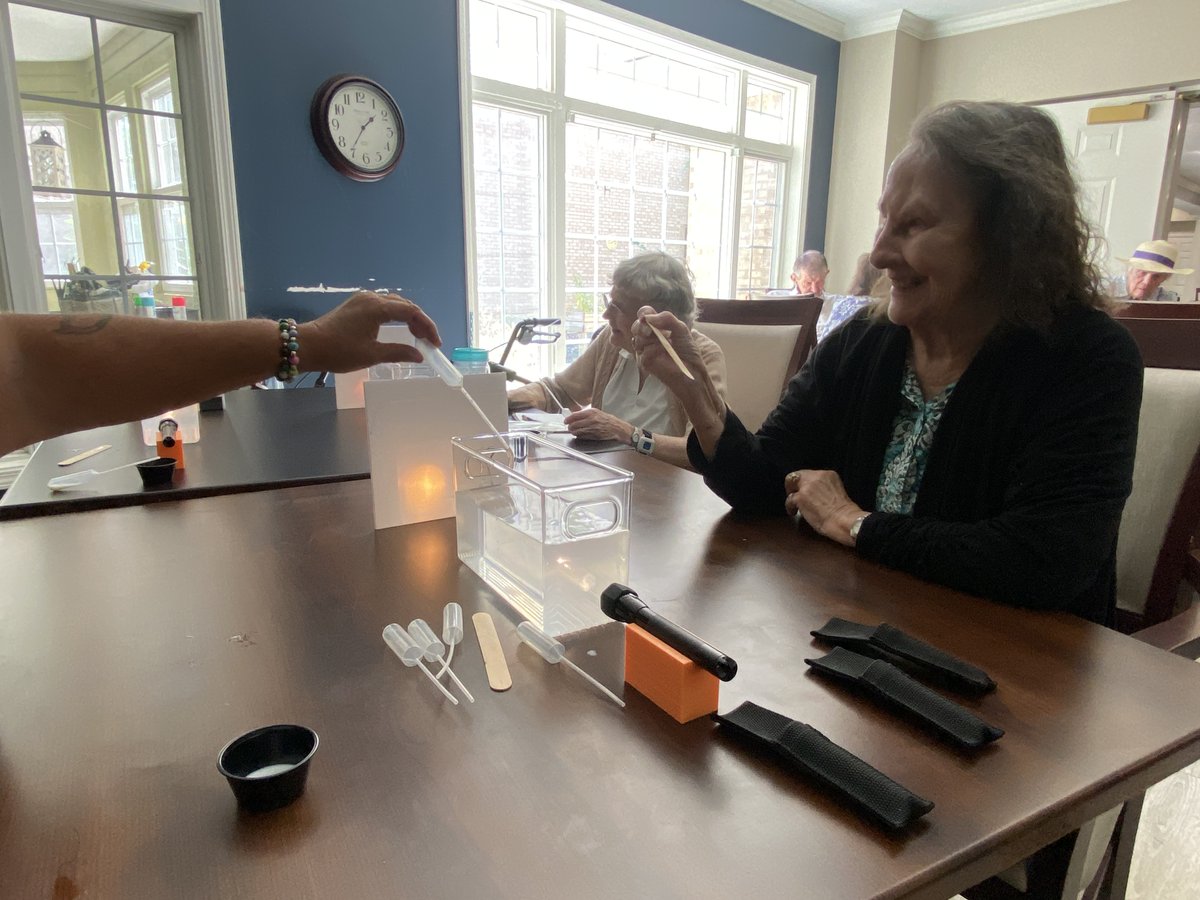 PhysAstroK12's tweet photo. ICYMI @PhysAstroK12  took WL Assisted Living by storm with Blue Skies and Red Sunsets. Residents learned about scattering and transmission of different wavelengths of light in the Earth's atmosphere.  Round 2 coming up! https://t.co/h43y09Fdtk