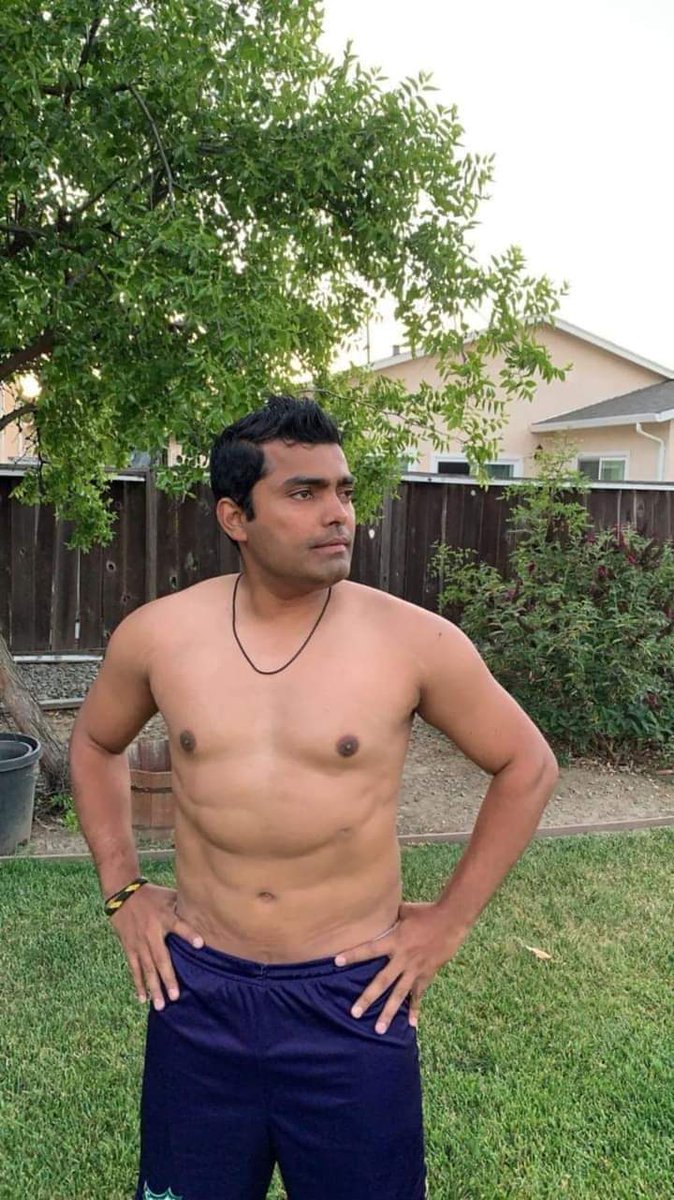 madkingmadking6's tweet photo. تصویر بن گی ہے بھائی سانس چھوڑ دو۔🤣😂😆😜
#UmerAkmal https://t.co/SCkwaqu8ji