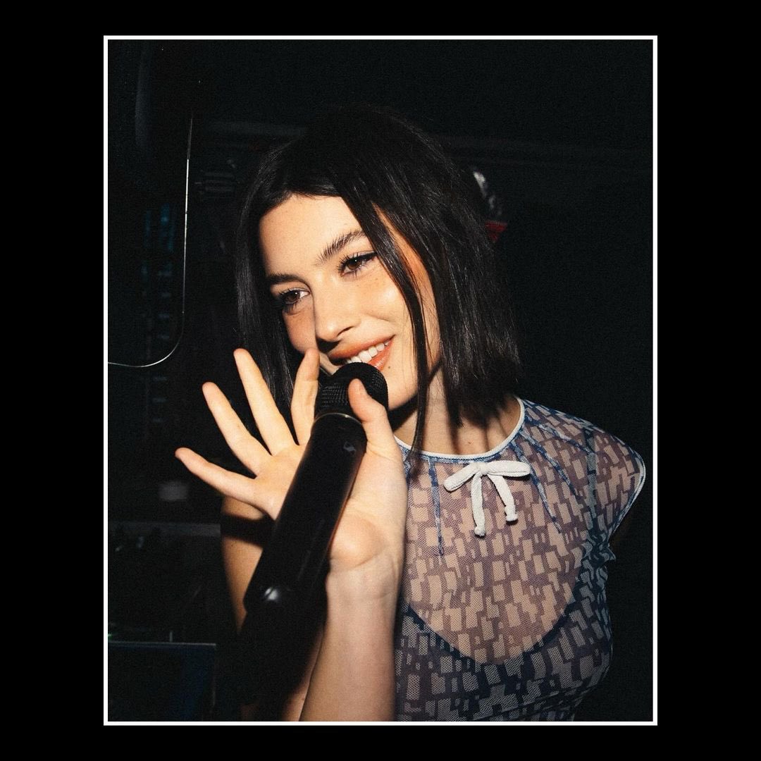 Gracie Abrams tweet media