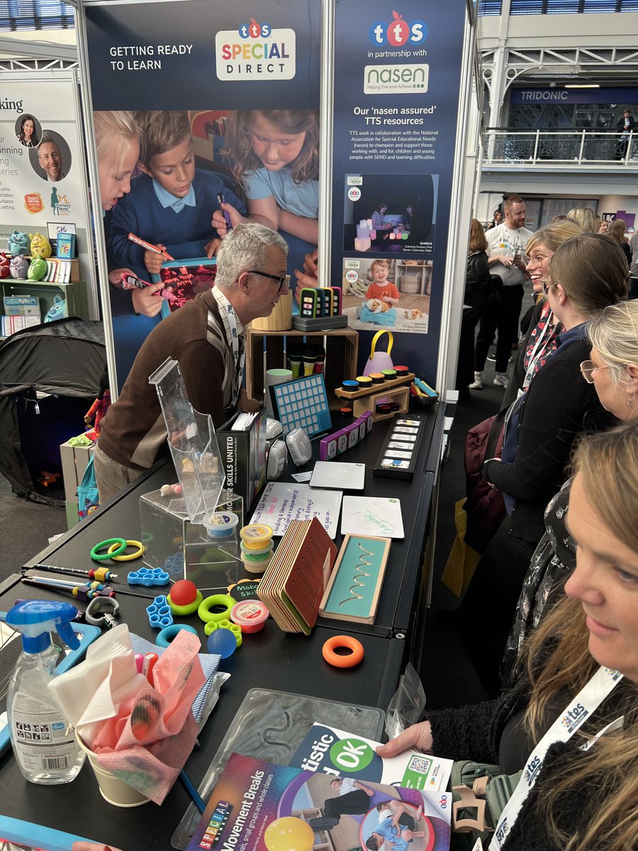 TTSResources's tweet photo. We had such a fantastic time at the TES SEND Show 2024 two weeks ago! 🤩We had some wonderful visitors on the stand, including @Animate2Educate and pupils from Birchwood Primary, Andrew Whitehouse & Carol Allen.
#TESSENDSHOW #TESSENDShow2024 #SENDResources @tes https://t.co/mzauiuJvOi