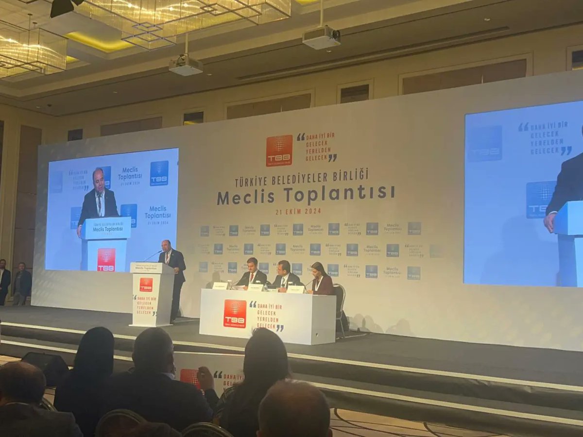 nihatcftc's tweet photo. Bugün düzenlenen Türkiye Belediyeler Birliği Meclis Toplantısı'nda; şahsıma Encümen Üyeliği görevini veren Meclis Üyelerimize, Türkiye Belediyeler Birliği Başkanı Sn. Ekrem İmamoğlu'na ve destekleri için Yeniden Refah Partimizin Genel Başkanı Sn. Dr. Fatih Erbakan ile Genel Başkan Yardımcılarımıza teşekkür ederim.