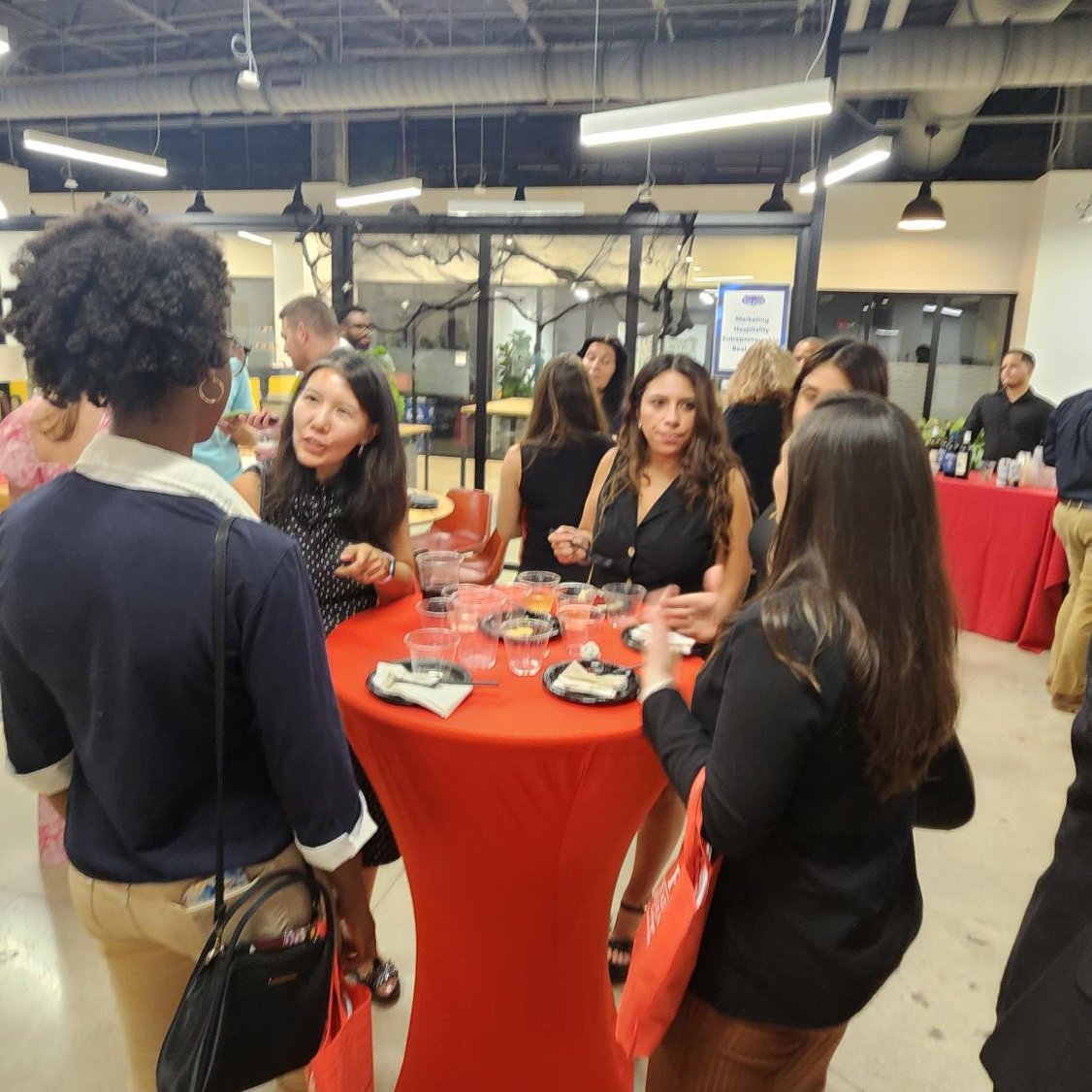 FAUExecEd's tweet image. Amazing turnout at our WPB networking event last week! 🎉 Great mix of professionals connecting &amp;amp; learning. Thanks to everyone who attended &amp;amp; our partner chambers. See you at the next one!

#FAUExecEd #BuildingConnections #Networking #WestPalmBeach