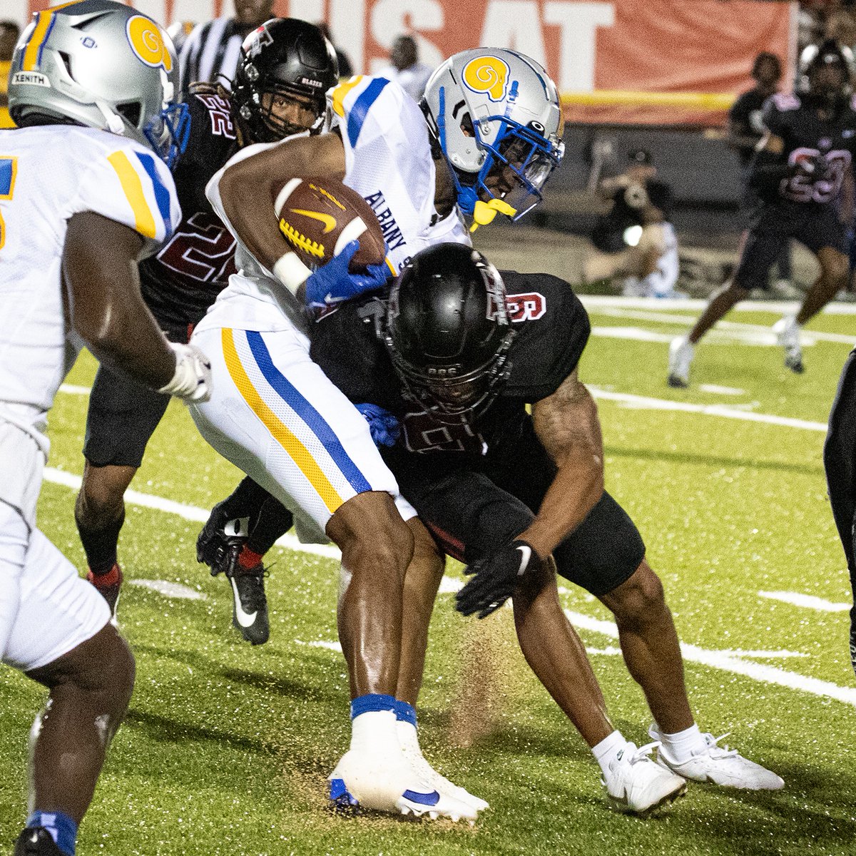 GulfSouth's tweet photo. 🏈 #GSCfb Defensive Player of the Week: WK7

Larry Elder, @valdostastatefb

🔗 » https://t.co/zS7dJUOmAY https://t.co/Qnpn9IPmOb