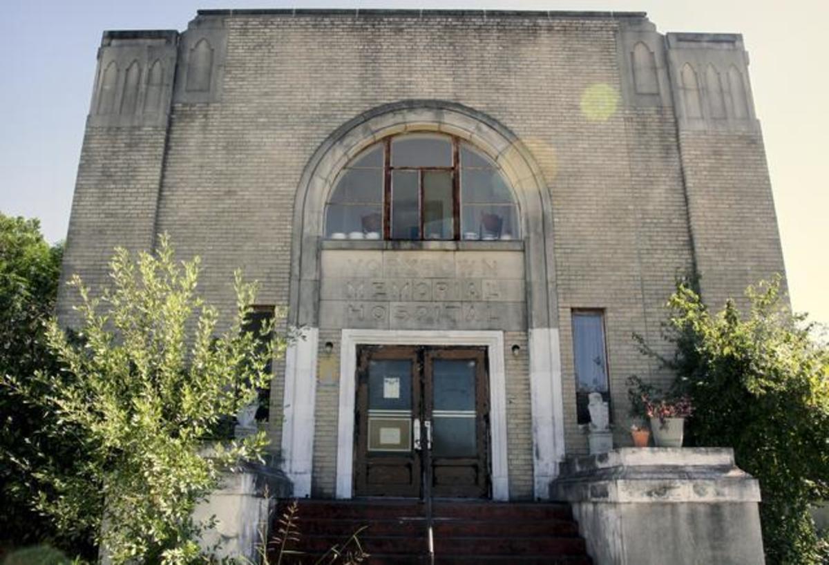 castingthepod's tweet photo. Episode 63: Yorktown Memorial Hospital
#bottleofbedlam
#castingthepod
#BFF 
#BOB 
#truecrime 
#yorktown https://t.co/Q0zoVH0aM4
