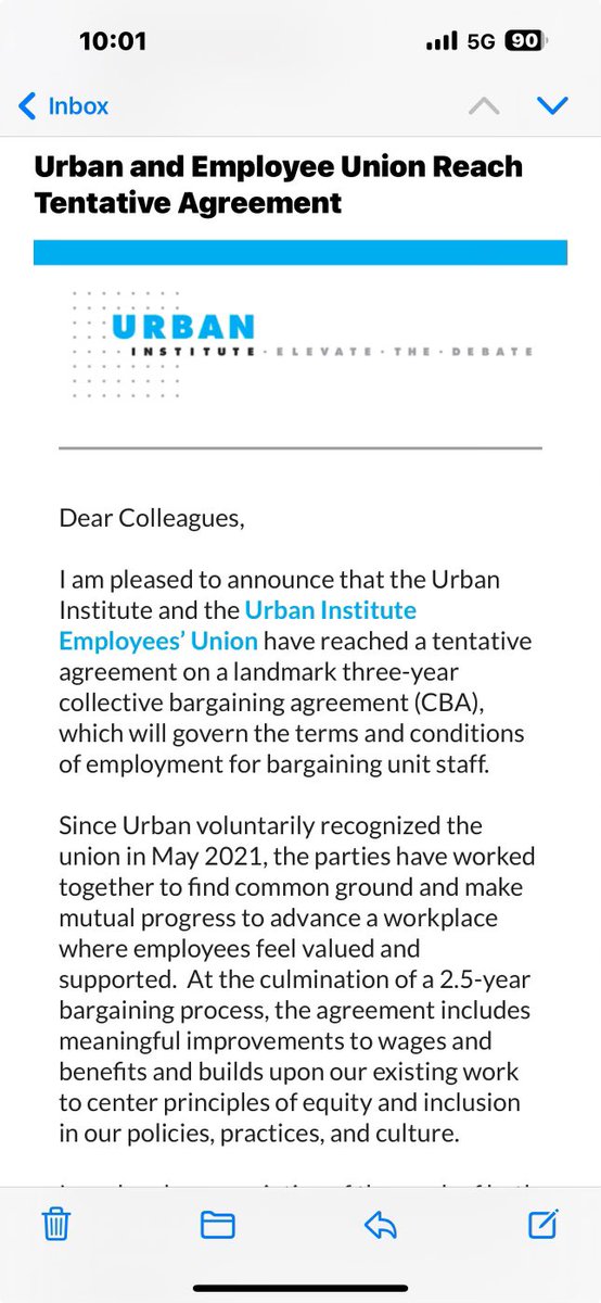 Wow! <a href="/UrbanInst_Union/">Urban Institute Employees' Union</a> has a contract agreement! Congratulations to everyone that worked on organizing and bargaining for the last six (6!) years. ✊I am one proud alum today!