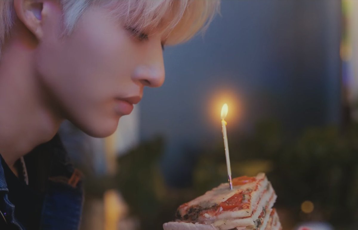 pixxe131's tweet photo. 한빈아 생일축하한다🍀
남은 투어 마무리도 잘하고~

HAPPY BIRTHDAY HANBIN
#TopTierHanbinDay #비아이_생일_축하해 https://t.co/cuApa7zOEI