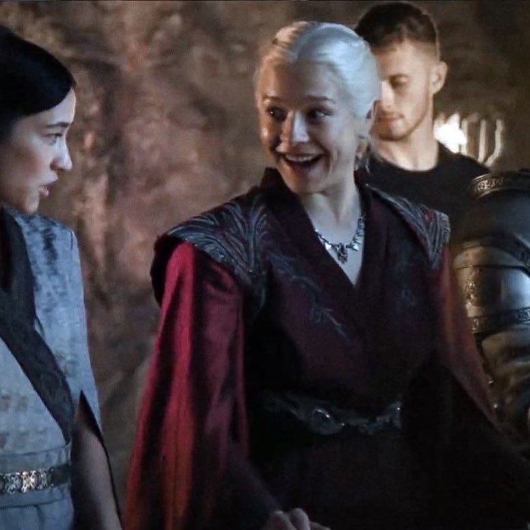 thinkdarcy's tweet image. that smile 🥺🤏