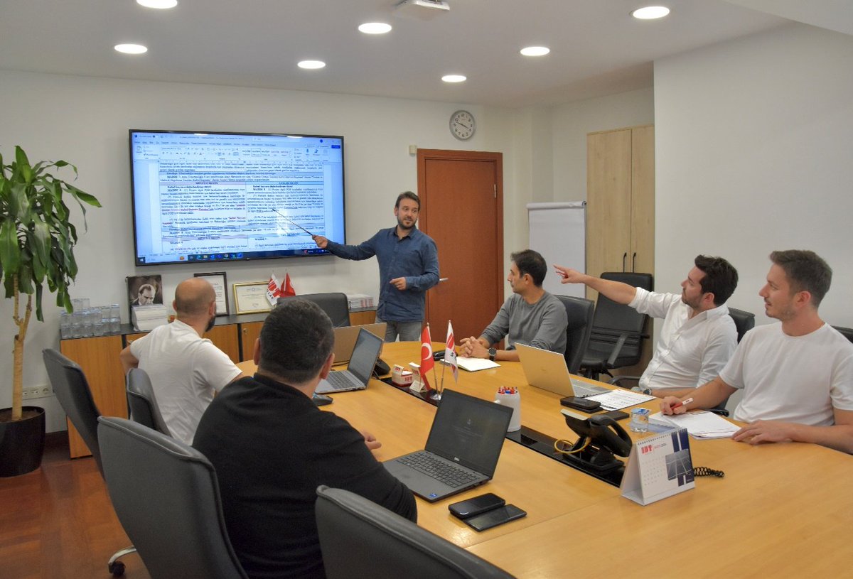 Enerji ve Tabii Kaynaklar Bakanlığının ve EPDK’nın “Enerji Depolama ve Elektrik Piyasası”na yönelik mevzuat taslaklarına katkı sağlamak için, IBT SOLAR; hukuk birimi olmak üzere kendi alanlarının uzmanlarından oluşan bir çalışma grubu oluşturup, öneri faaliyetlerine başlamıştır.