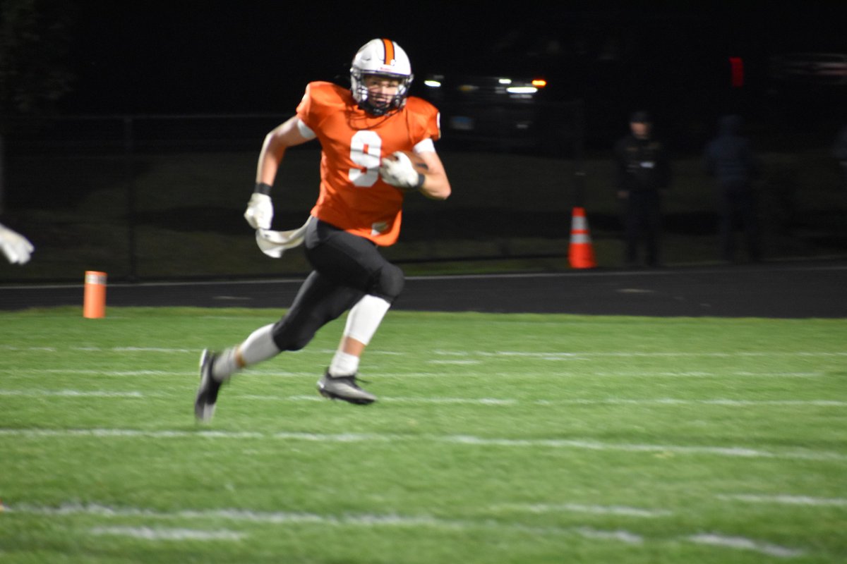 BagoAD's tweet photo. Mitchel Cunningham is up for Player of the Week on WIFR (Channel 23).  Mitchel had a 67 yard TD run  against Stillman Valley last Friday night.  Please copy and paste the link below in your browser bar and it should take you to the voting page.  

https://t.co/z98kE7kid8 https://t.co/eO2vbzls10