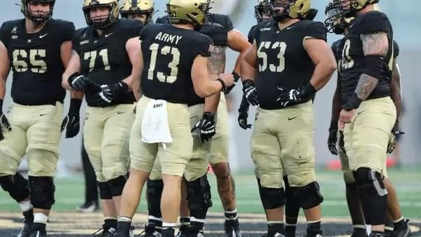 Only 54 shopping days until the Army-Navy Game.  Both teams are currently undefeated.