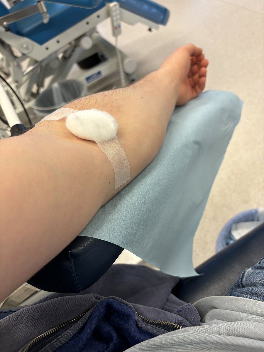 #blødd litt for drakta i dag, bli blodgiver for Tromsø (eller egen klubb) dokker også: rodekors.no/gi-blod/bli-bl…