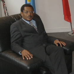 Ikiriho (@ikiriho) on Twitter photo 🇧🇮#Burundi✝️🕯️ Décès à l'âge de 74 ans de Dr Liboire Ngendahayo, ancien ministre de l'Enseignement secondaire, supérieur et de la Recherche scientifique sous les Présidents Melchior Ndadaye et Cyprien Ntaryamira et Ambassadeur à Paris sous la bannière du parti <a href="/SahwanyaFRODEBU/">Sahwanya-FRODEBU</a>. 🇧🇮#Burundi✝️🕯️ Décès à l'âge de 74 ans de Dr Liboire Ngendahayo, ancien ministre de l'Enseignement secondaire, supérieur et de la Recherche scientifique sous les Présidents Melchior Ndadaye et Cyprien Ntaryamira et Ambassadeur à Paris sous la bannière du parti <a href="/SahwanyaFRODEBU/">Sahwanya-FRODEBU</a>.
