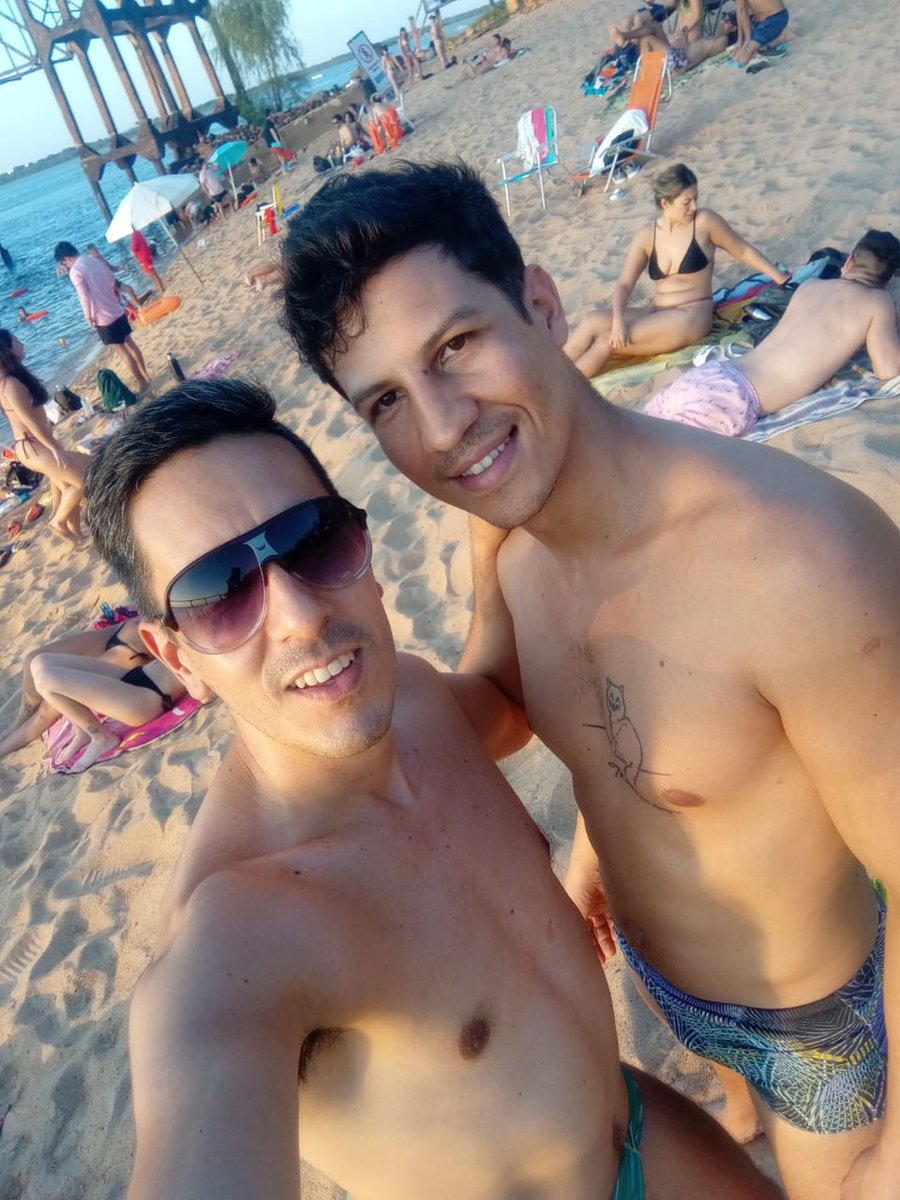 IsmaelAaron88's tweet photo. ❤️ empezando la temporada de playa con mi amor 😍☀️🏖️🌅 @MarceloRaul_ https://t.co/HygFTtqX4m