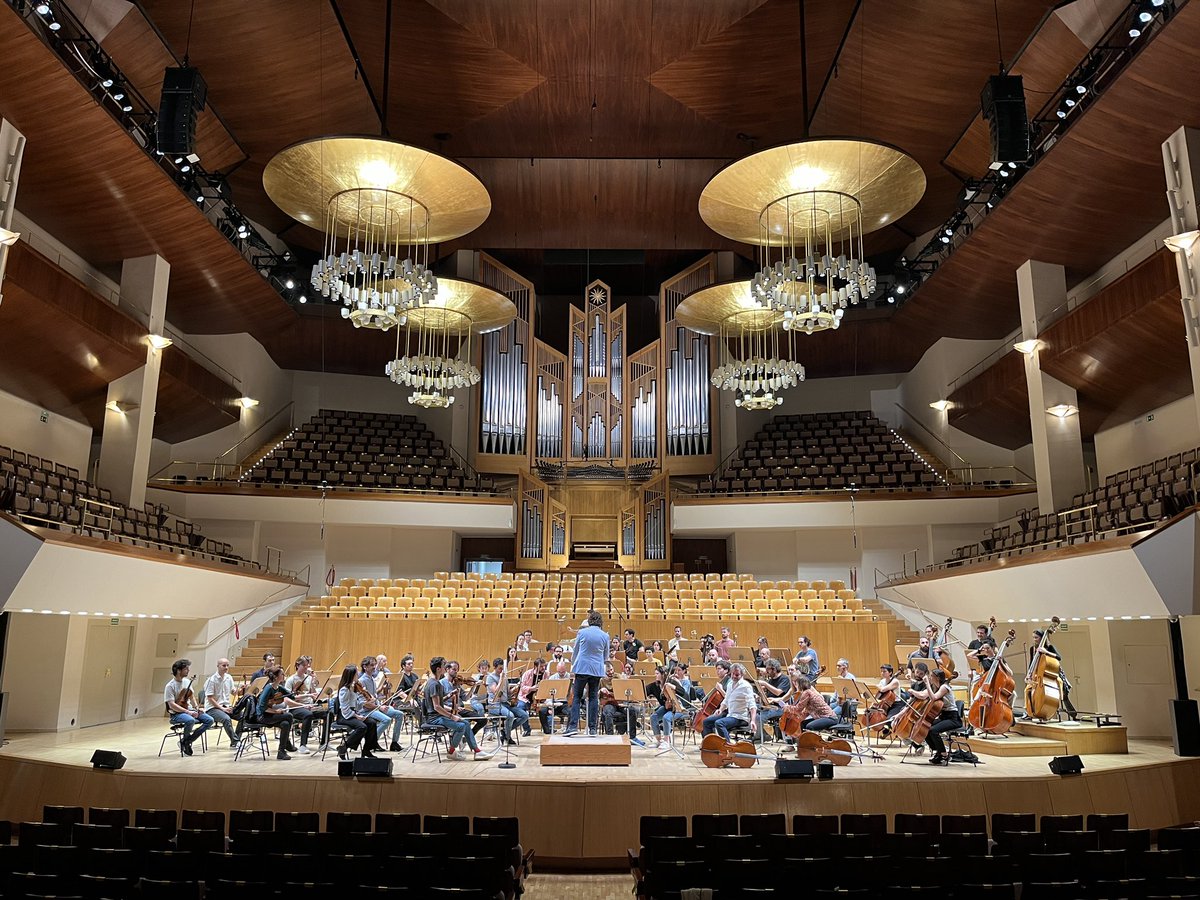 Franz Schubert Filharmonia (@fschubertfilh) on Twitter photo Os esperamos a las 19:30h en el Auditorio Nacional de Música de Madrid en la Temporada de la <a href="/FundScherzo/">Fundación Scherzo</a>!
ÚLTIMAS ENTRADAS A LA VENTA:
feverup.com/m/182829 Os esperamos a las 19:30h en el Auditorio Nacional de Música de Madrid en la Temporada de la <a href="/FundScherzo/">Fundación Scherzo</a>!
ÚLTIMAS ENTRADAS A LA VENTA:
feverup.com/m/182829