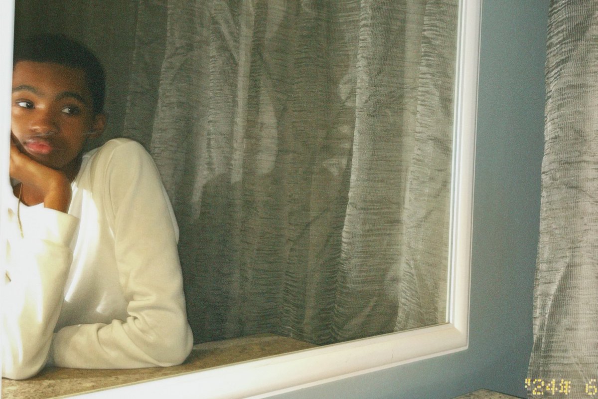 Yandani__'s tweet image. Pick up the phoneee