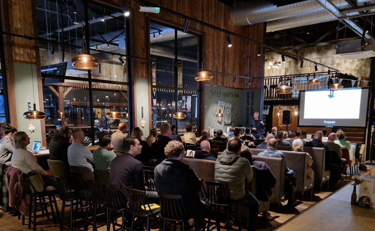 Voor <a href="/KHN/">KHN</a> verzorgen wij verschillende Masterclasses Leidinggeven aan GenZ. Afgelopen week nam Jeff de leden van de afdeling Roosendaal mee in deze boeiende generatie in Playdôme Roosendaal