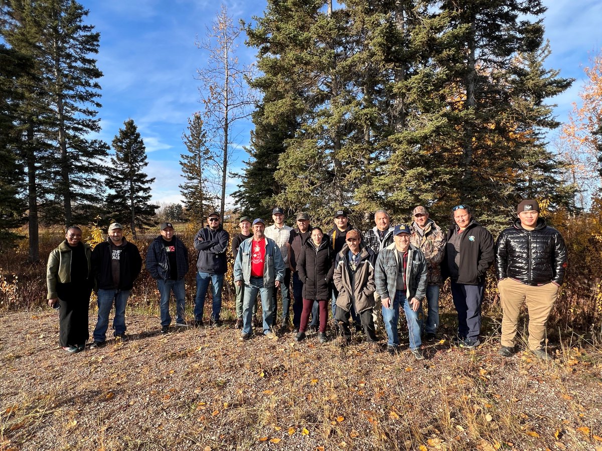 CoastGuardCAN's tweet photo. We recently concluded a 3 day workshop with Kátł’odeeche First Nation on #OceansProtectionPlan initiatives and marine spill preparedness and response in the #Arctic. https://t.co/XRPOLiZUZk