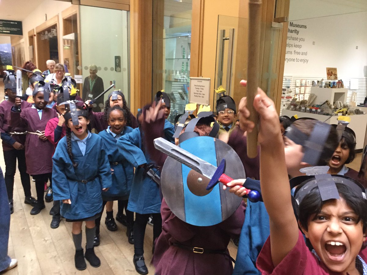 Y4IK St Catherine's tweet media