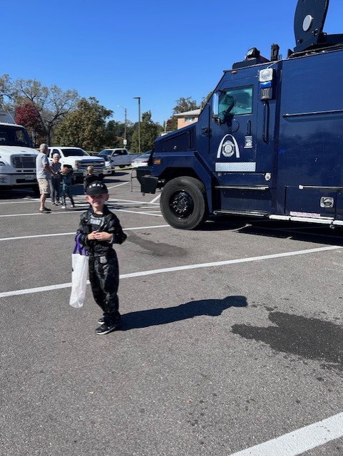 We had a wicked time at one of our Trunk or Treat events this weekend! 👻🎃 #SLMPD